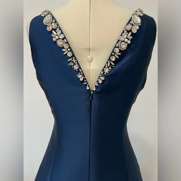 Carolina Herrera Embellished A-Line Gown - Picture 10 of 15